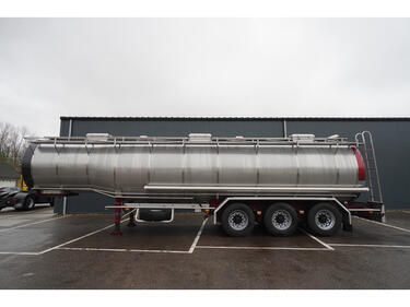 Other 3 AXLE FOOD TRAILER 34.270LTR