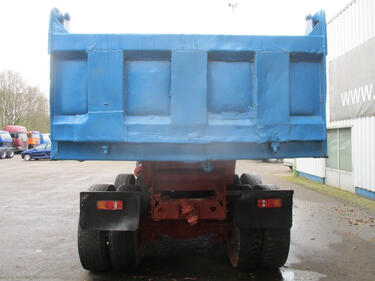MAN 26.362 , ZF Manual , 1 way Tipper truck , spring suspension